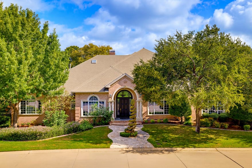 7012 Saucon Valley Drive, Fort Worth, Texas