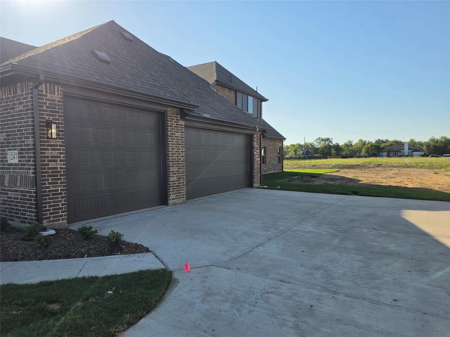 247 Redwood Circle, Trenton, Texas