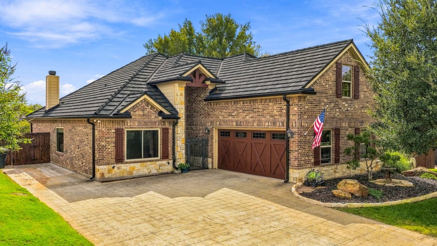 6503 Pirlie Court, Granbury, Texas