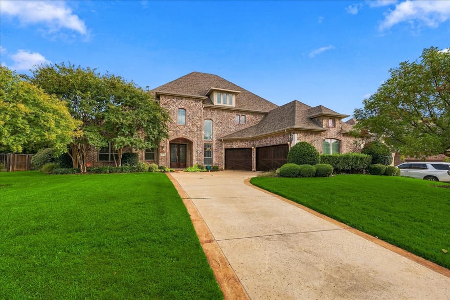 204 Saint Tropez Drive, Southlake, Texas