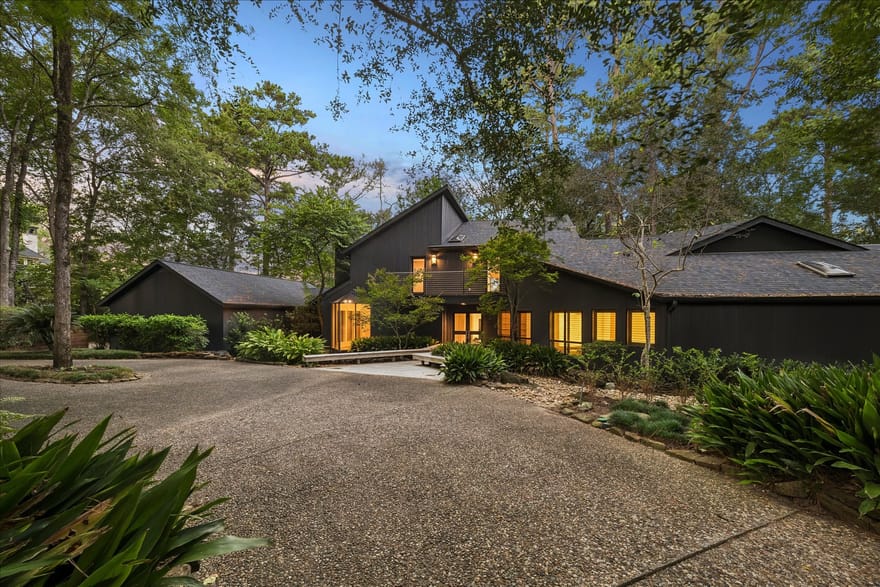 23414 Holly Hollow Street, Tomball, Texas