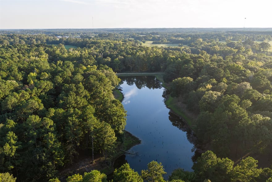 1309 County Road 2619, Alto, Texas