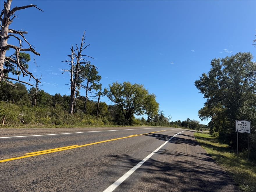 14234 Highway 90, Bedias, Texas