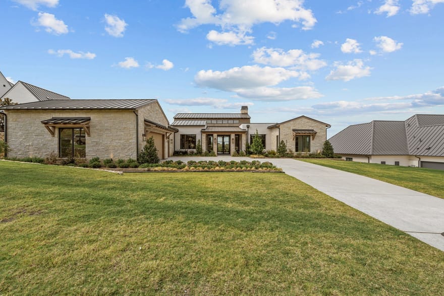 4516 Chablis Drive, Fort Worth, Texas