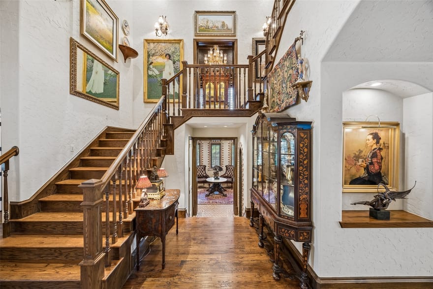 5804 Chalford Common, Colleyville, Texas