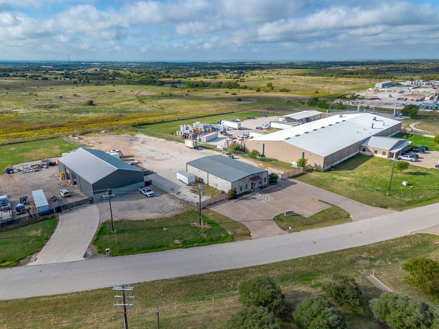 714 Hughie Long Road, Cresson, Texas
