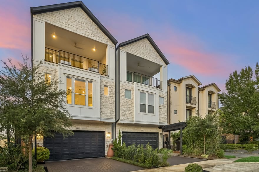 2432 Wroxton Road, Houston, Texas