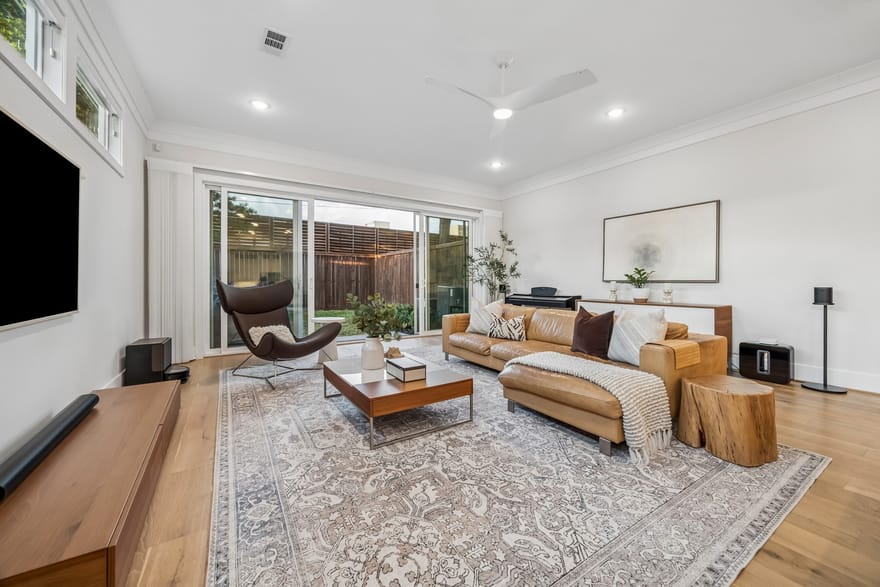 2432 Wroxton Road, Houston, Texas