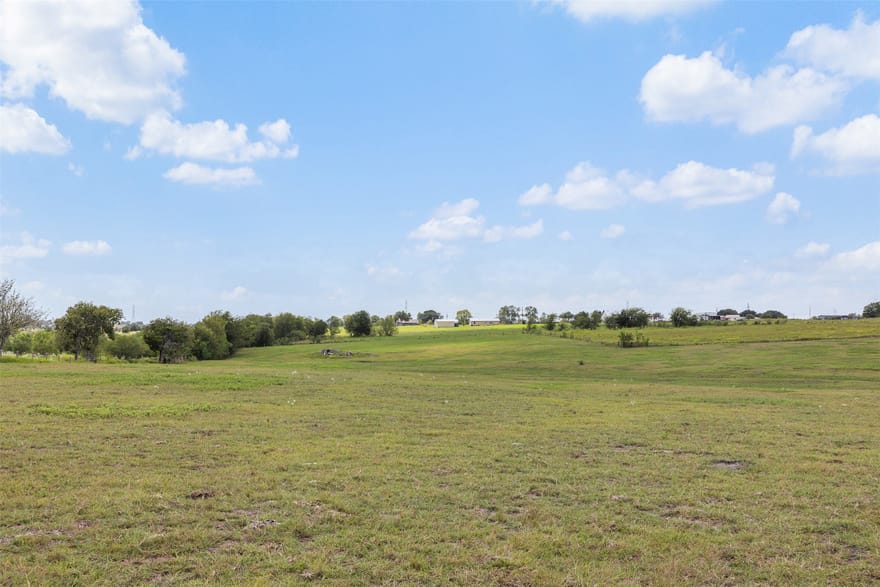 555 Knape Road, La Grange, Texas