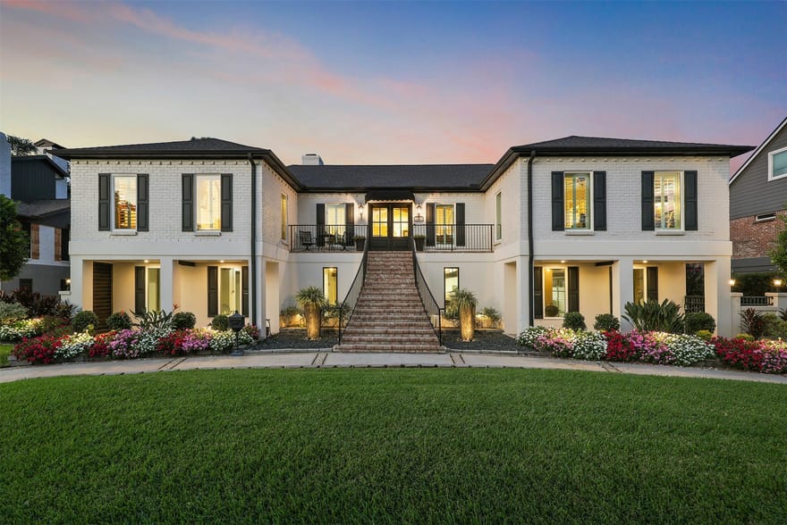 18607 Point Lookout Drive, Nassau Bay, Texas