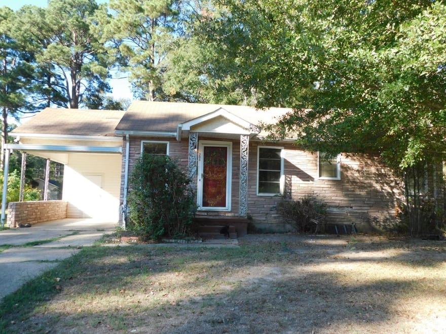 204 Elmwood Street, Springhill, Louisiana