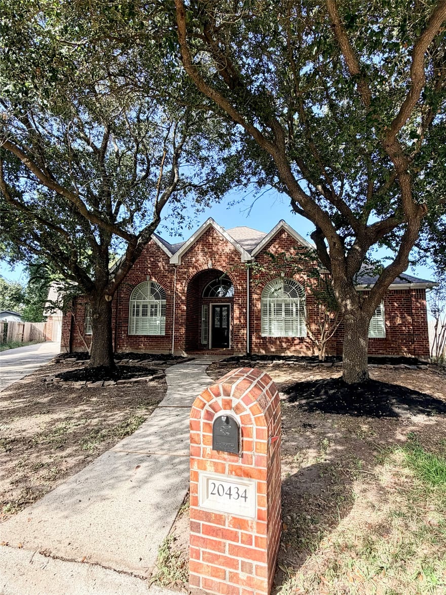 20434 Long Cypress Drive, Spring, Texas