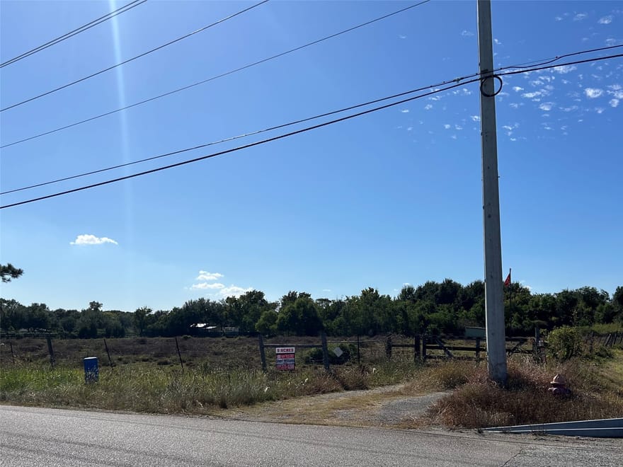 900 Buttonwood Drive, Texas City, Texas