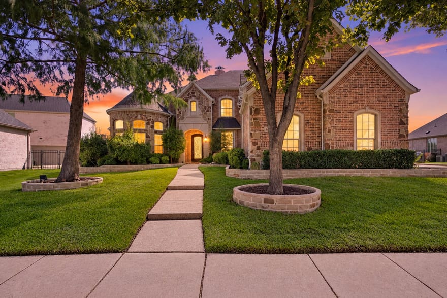 8450 Canyon Crossing, Lantana, Texas