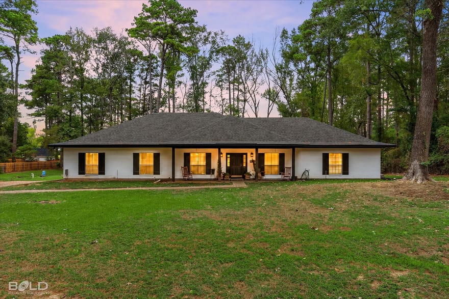 9823 Scottwood Drive, Shreveport, Louisiana