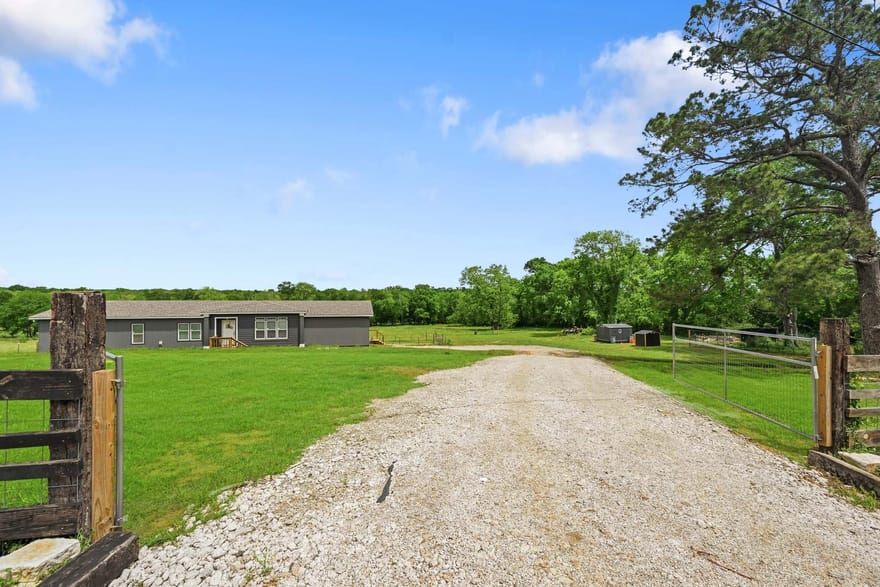 1365 Fm 2797, Dayton, Texas