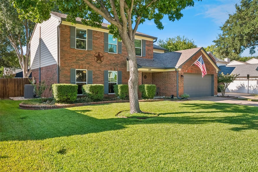1219 Berkley Drive, Grapevine, Texas
