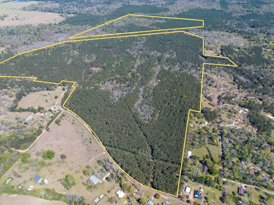 526 Mount Pisgah Road, Woodville, Texas