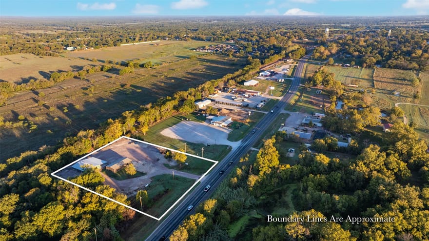 9963 Us-377, Collinsville, Texas