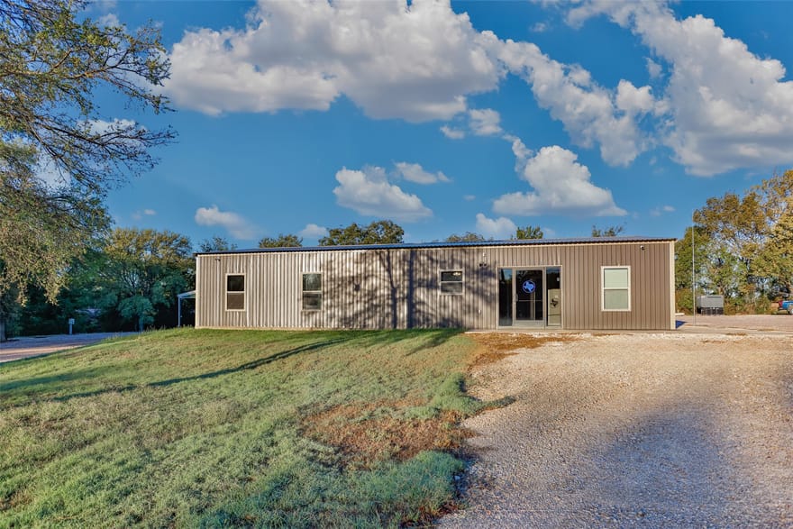 9963 Us-377, Collinsville, Texas
