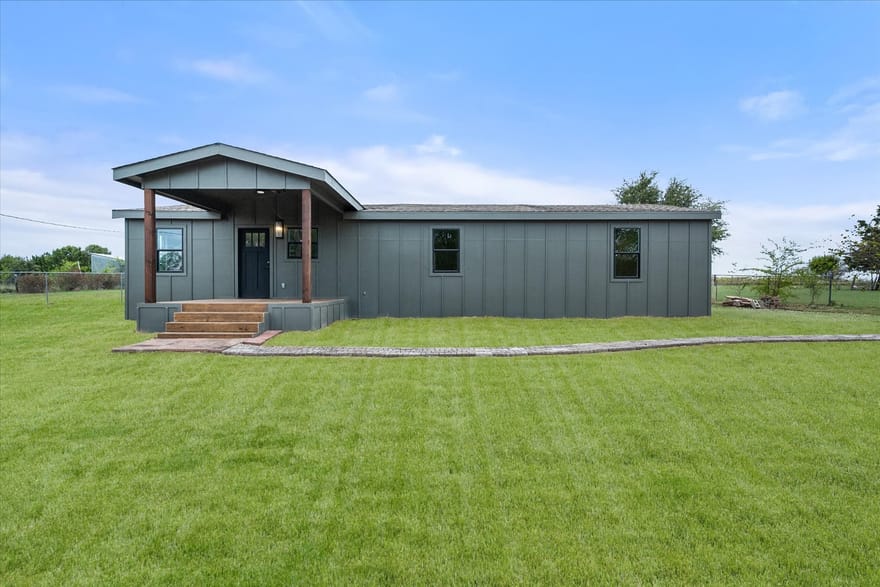 4167 NW County Road 1180, Corsicana, Texas