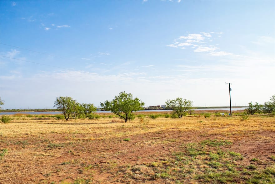 619 Blue Cat Boulevard, Haskell, Texas