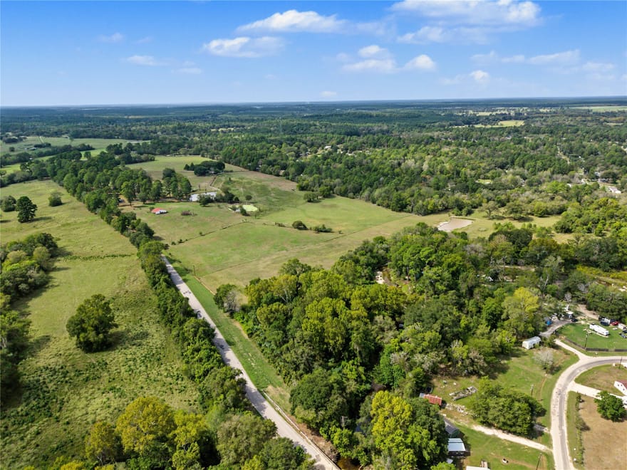 607 Wood Farm Road, Huntsville, Texas