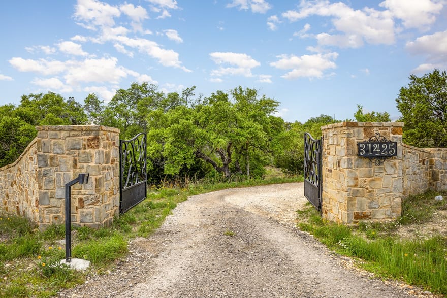 31291 Ranch Road 12, Dripping Springs, Texas