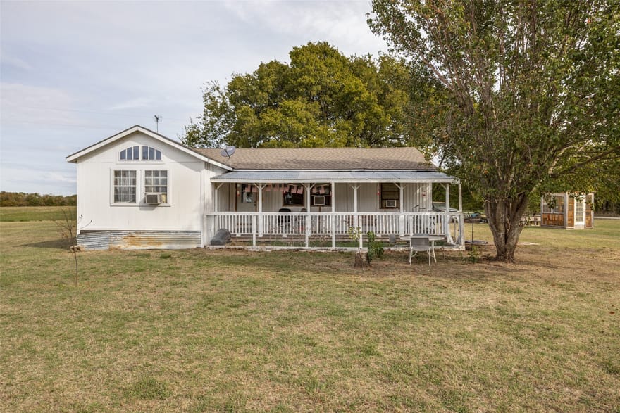 1927 E Fm 1550, Bonham, Texas