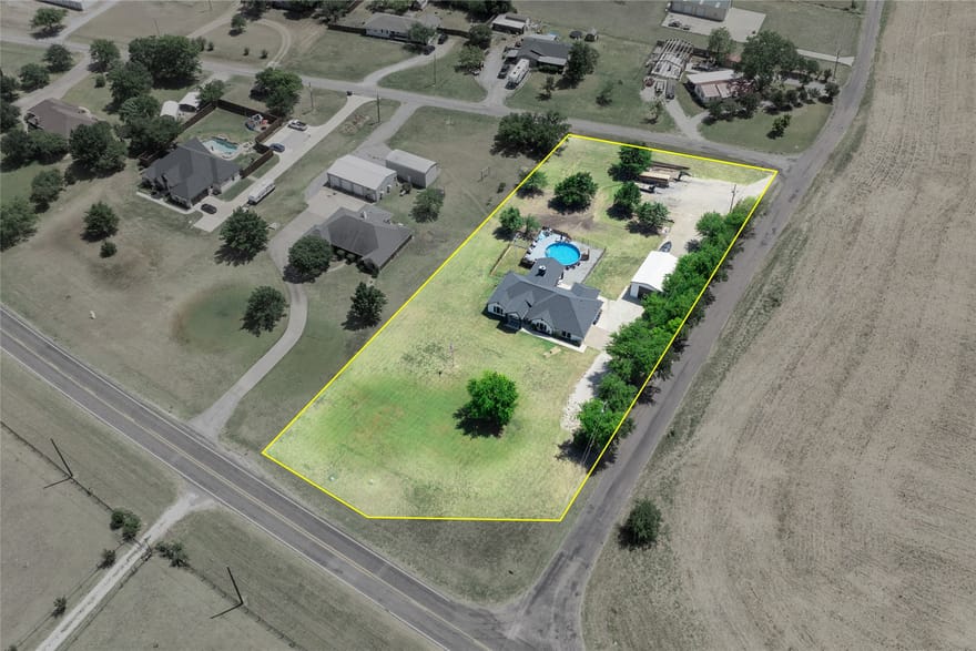 840 Fm 3133, Van Alstyne, Texas