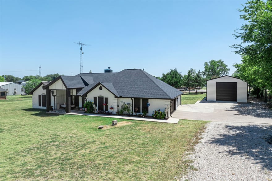 840 Fm 3133, Van Alstyne, Texas