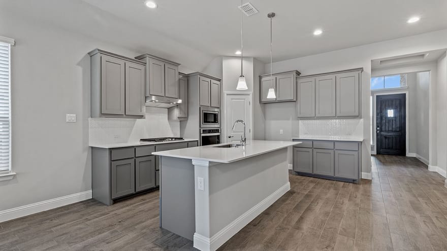 712 Soaring Hawk Drive, Fort Worth, Texas