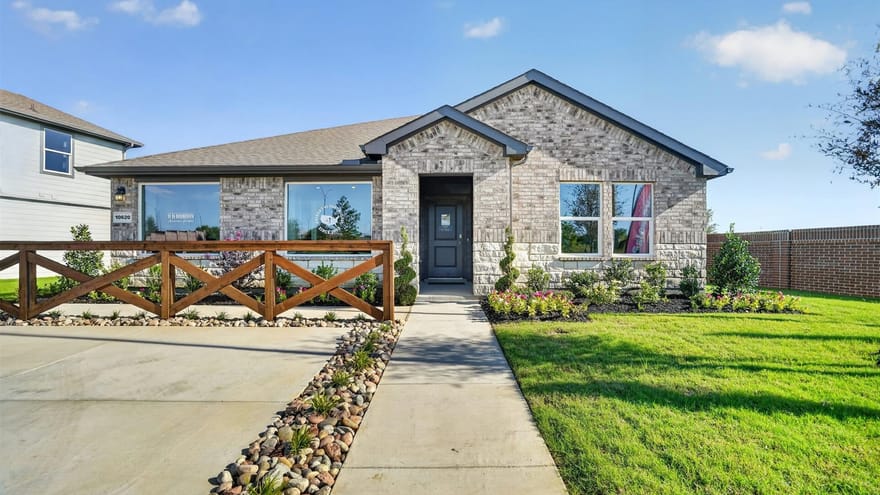 1939 Legacy Drive, Cleburne, Texas