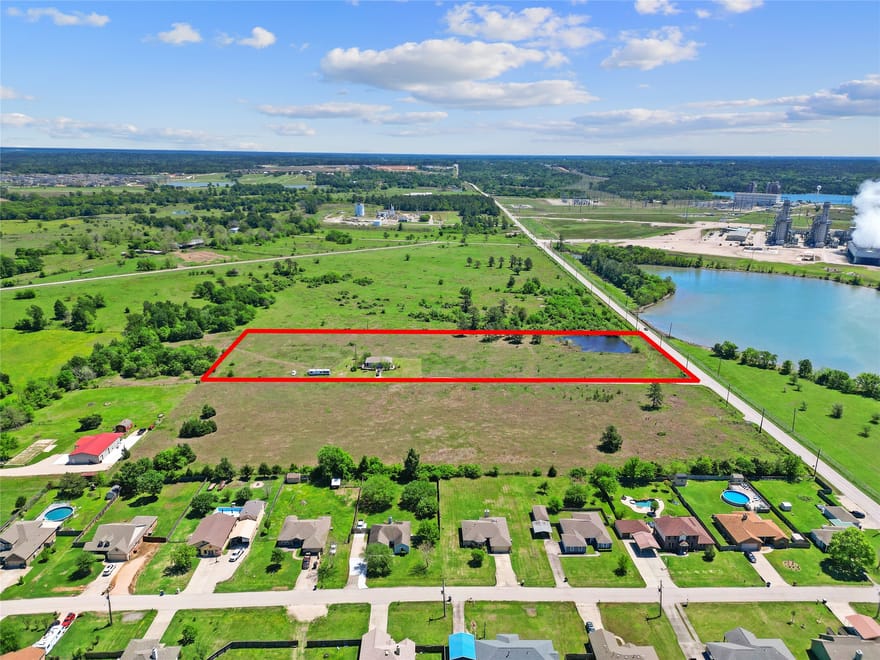 11242 Longstreet Road, Willis, Texas