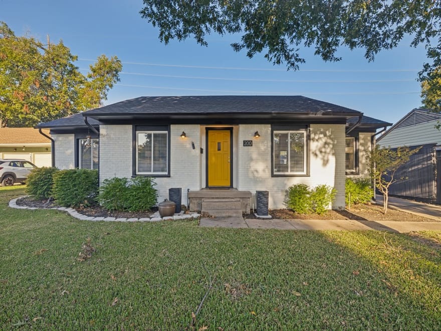 200 S Weatherred Drive, Richardson, Texas