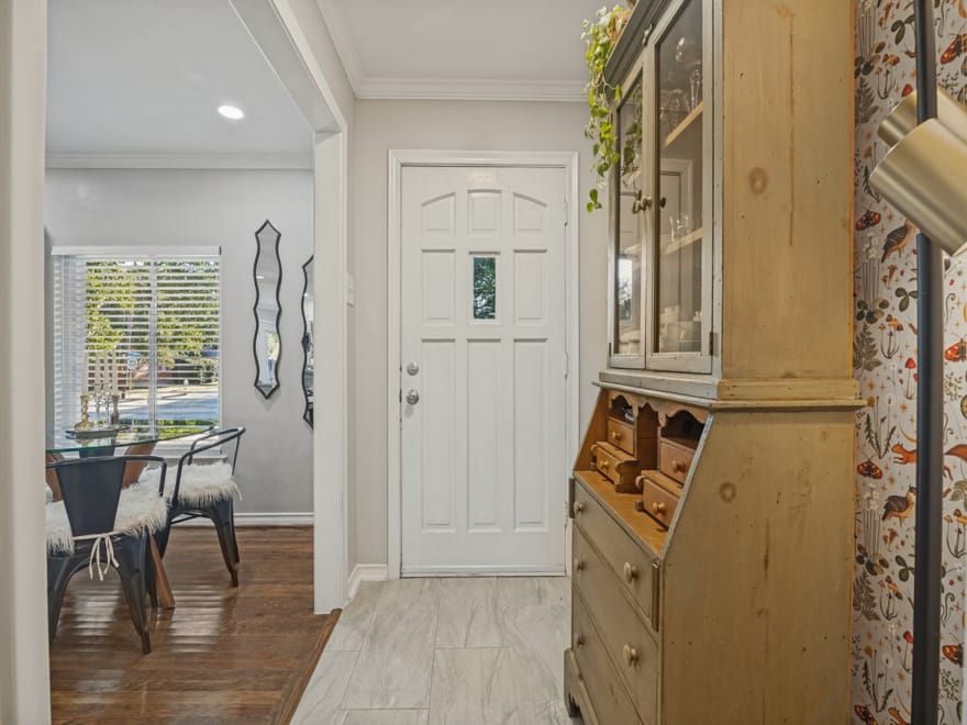200 S Weatherred Drive, Richardson, Texas