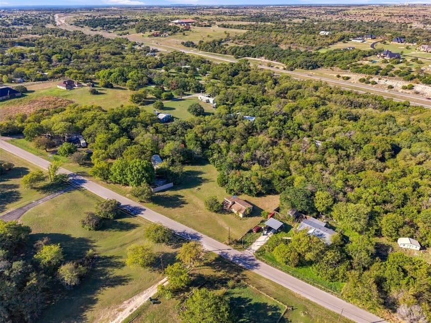 113 Brook Drive, Cresson, Texas