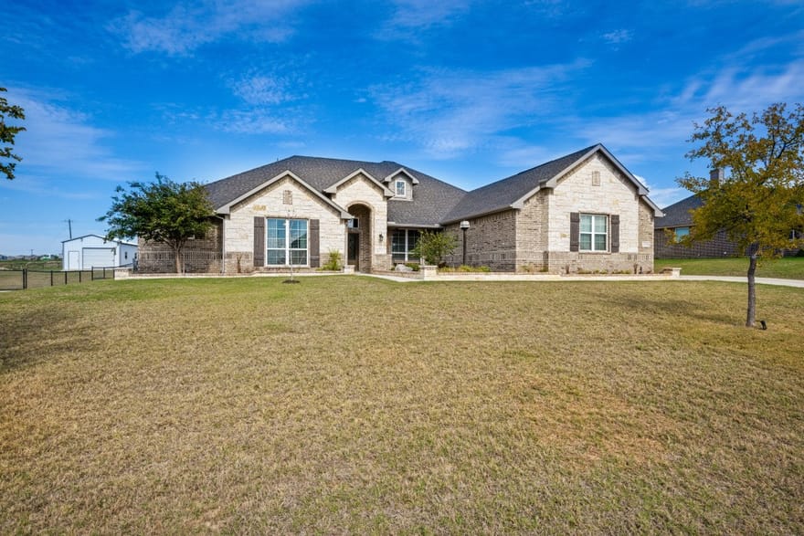 12900 Cold Spring Lane, Ponder, Texas
