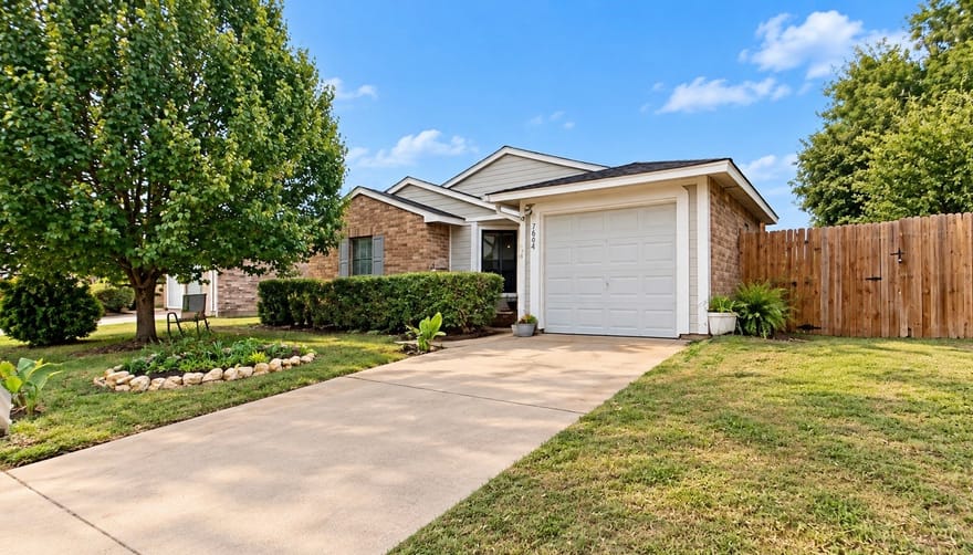 7804 Evening Star Drive, Fort Worth, Texas