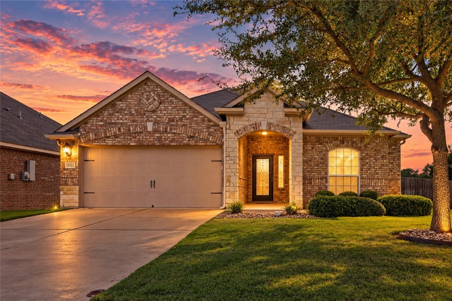 13121 Tower Lane, Crowley, Texas