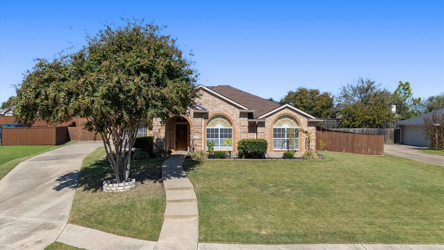 409 Danmire Drive, Murphy, Texas