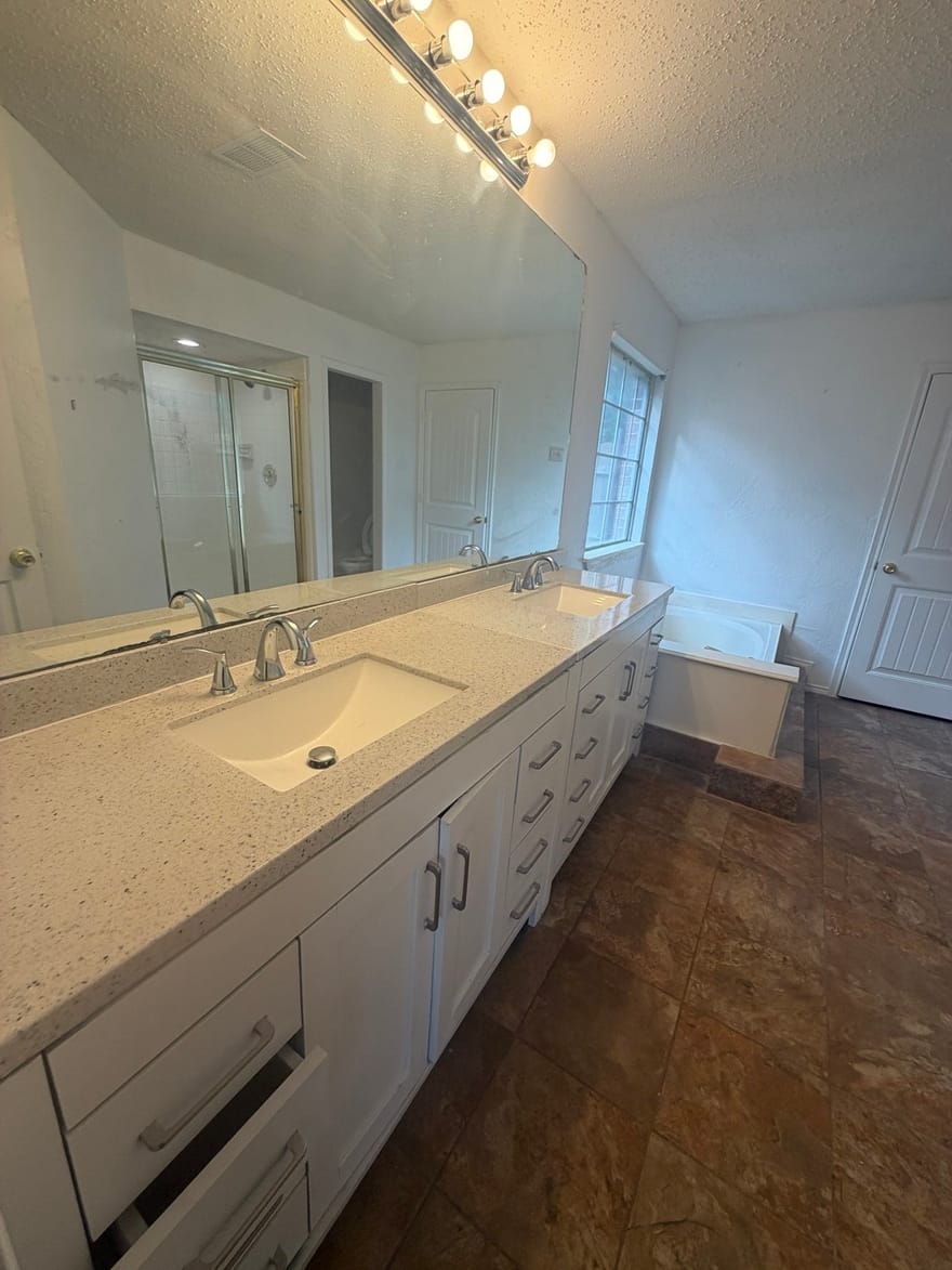 8305 Tallahassee Lane, Fort Worth, Texas
