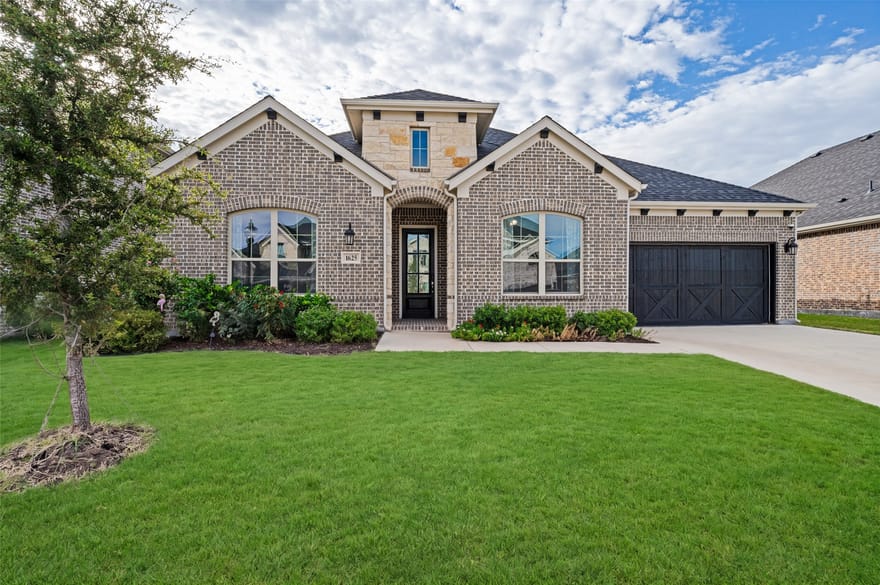 1625 Estivella Drive, Little Elm, Texas