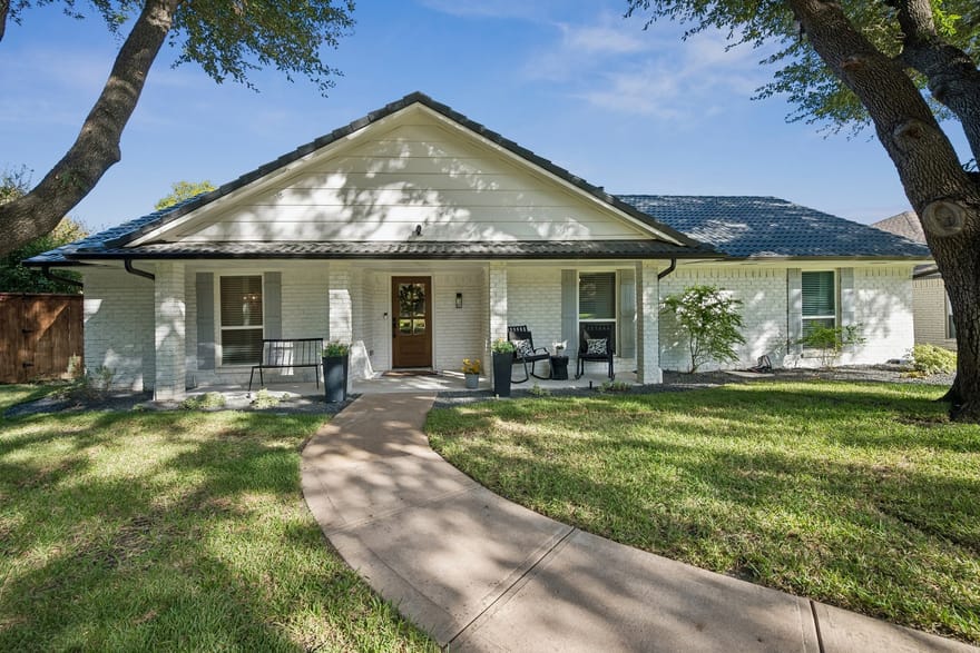 218 High Brook Drive, Richardson, Texas