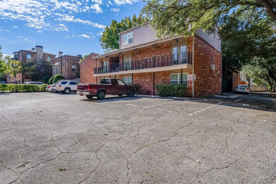 4525 Gilbert Avenue, Dallas, Texas