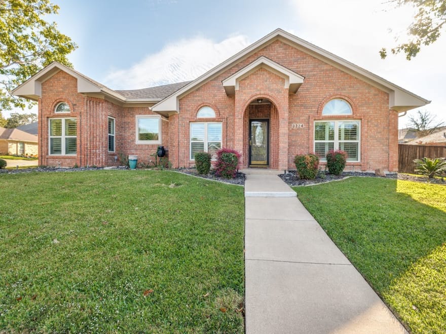 3324 Timber Grove Drive, Bedford, Texas