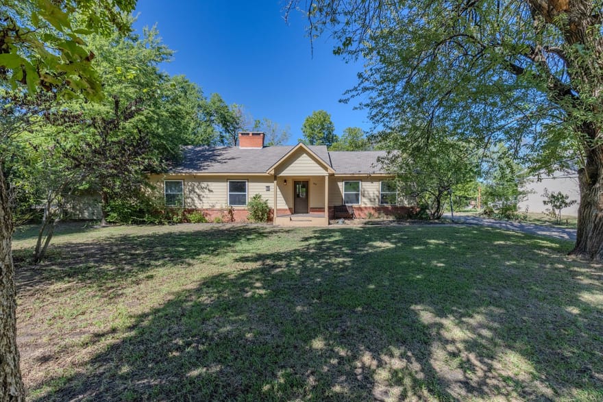 955 Jefferson Street, Sulphur Springs, Texas