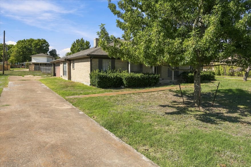 205 N Jobson Road, Sunnyvale, Texas
