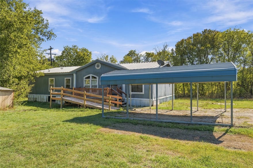 105 12th Street, Moody, Texas