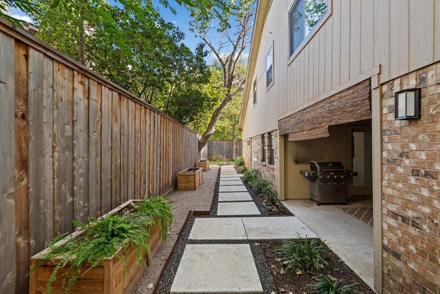 6409 Ridgemont Drive, Dallas, Texas